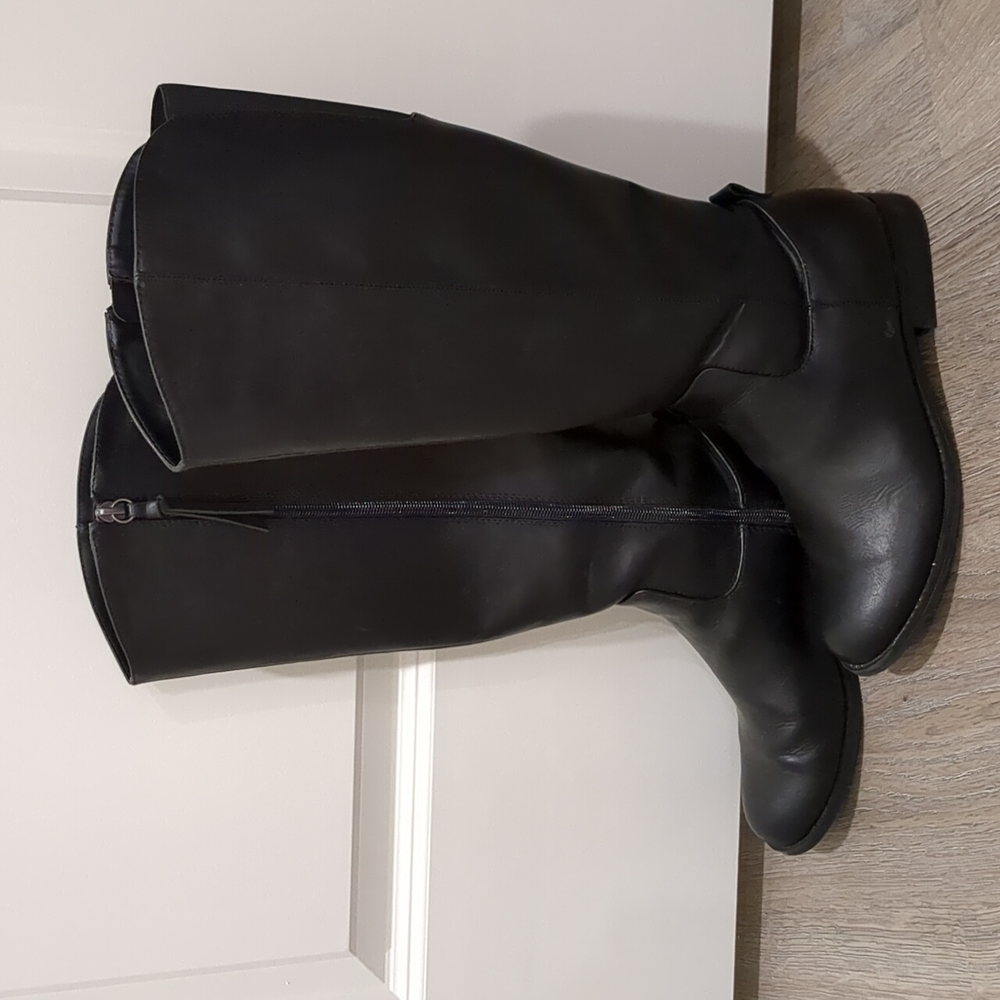 Black tall riding boots